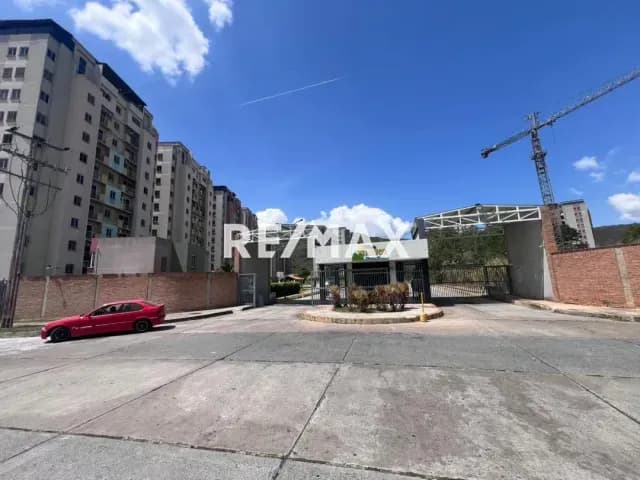 Apartamento en Alquiler En San Diego Res. Monte Mayor