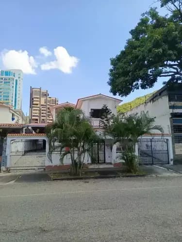 Mc Vende Casa En Las Chimeneas - Elc-034