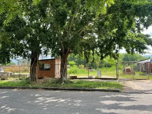 Venta De Terreno Parcela La Esmeralda