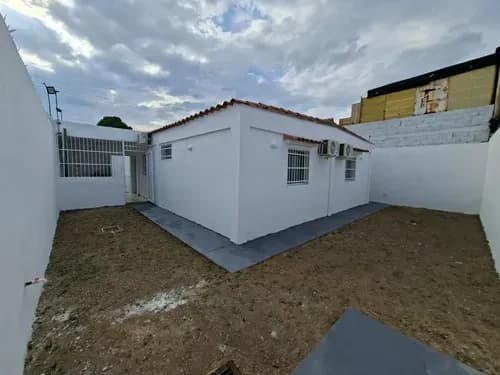 Casa San Diego 1 Nivel Remodelada A Estrenar Ubicada En Conjunto Cerrado A Pasos De La Av. Don Julio Centeno Sector El Remanso Clientes Compradores Directos