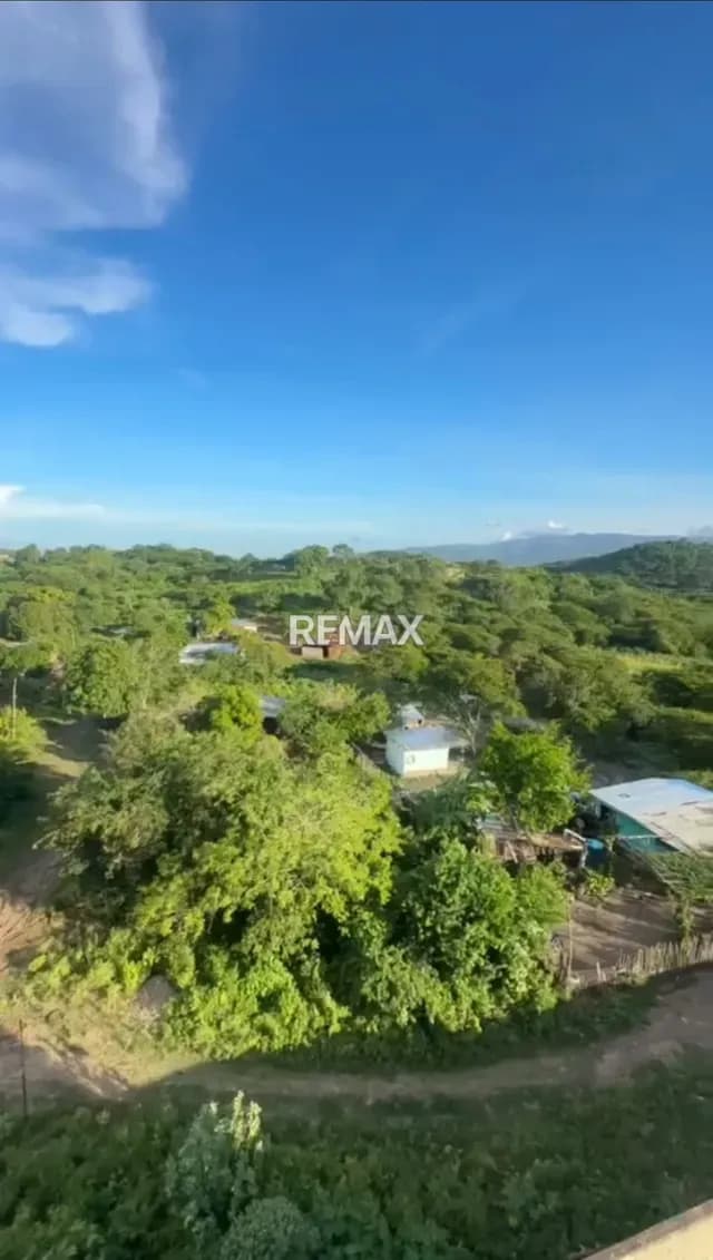 Terreno en venta al lado de cuidad roca