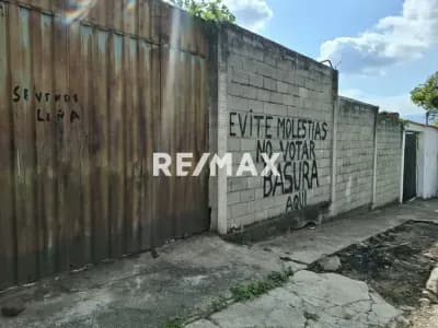 Terreno en Santa Cecilia, con avenida los agustinos
