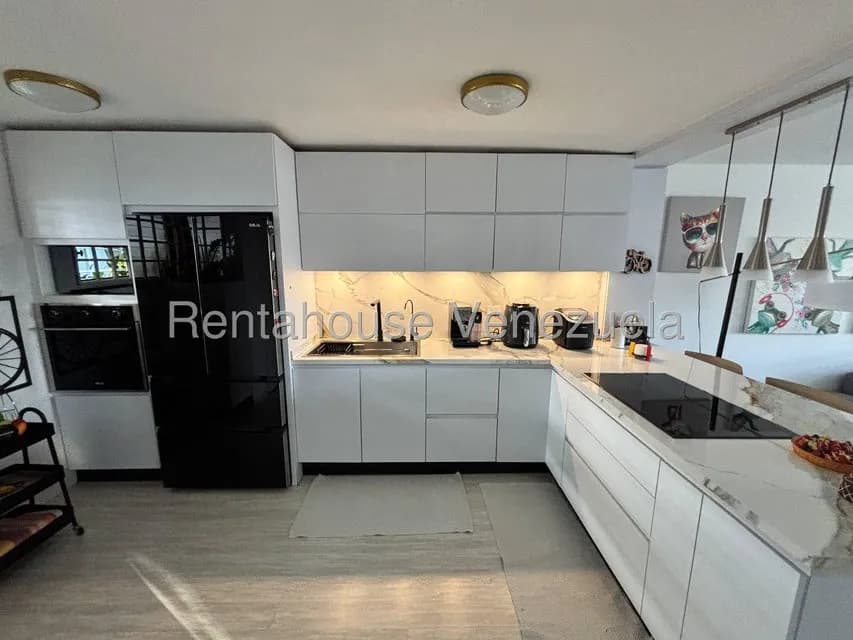 Apartamento (Duplex) en Venta en Los Samanes, Distrito Metropolitano
