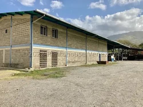 Galpón Deposito En Venta Guatire La Sabana 24-324