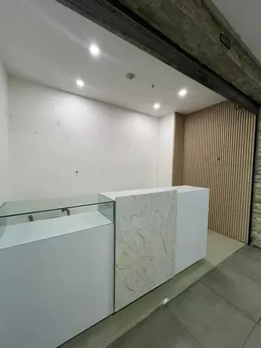 (gb989) En Alquiler Local Comercial En Concepto La Viña