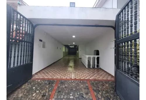 Local En Alquiler Urb Prebo Ii Aa-9468353