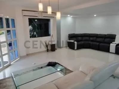 Casa de playa, cerca de Cumaná, a pocos minutos del peaje (1.5km de distancia)
