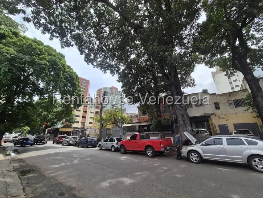Comercial (Local Comercial) en Alquiler en San Bernardino, Distrito Metropolitano