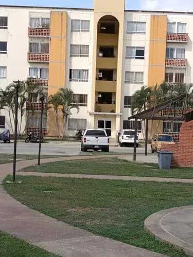 Apartamento En Venta Ubicado En San Diego Residencias Valles Del Nogal San Diego. St