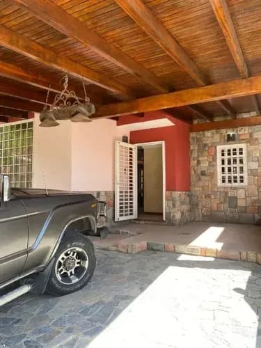 Amplio Town Houses Lomas Del Roscio Naguanagua Gz