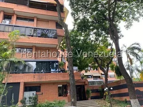 Apartamento En Alquiler, Los Naranjos De Las Mercedes #25-12345