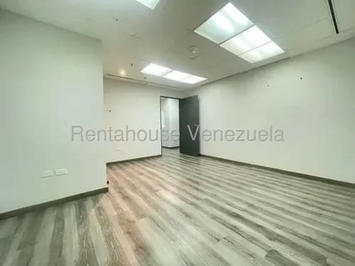 Ls Alquila Oficina El Rosal Seguros Suramerica