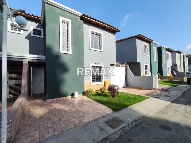 CASA EN VENTA URB MORICHAL CABUDARE