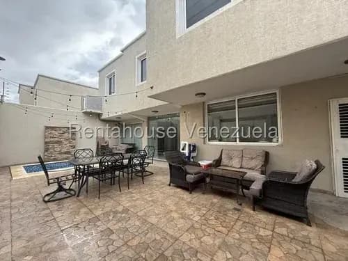 Ana Karina Molleja Vende Majestuosa Casa Con Piscina En Prestigiosa Urbanización Ciudad Roca Zona Este Barquisimeto-lara/ Akm