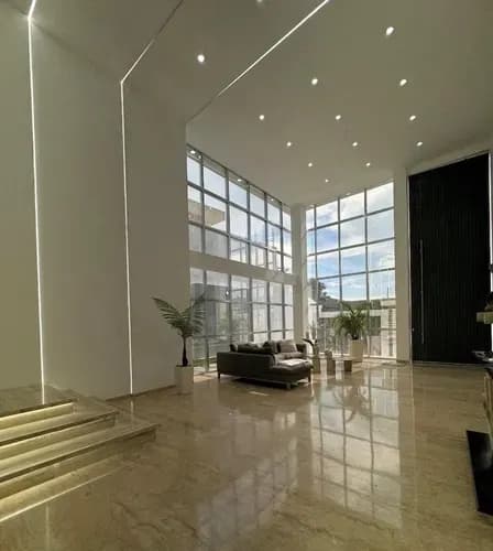 Casa De Venta De Lujo Contemporáneo En Terrazas Del Country. Zenaida Quintero