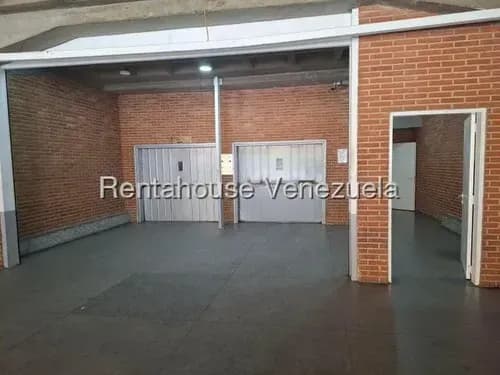 Se Alquila Galpón En Boleita Norte