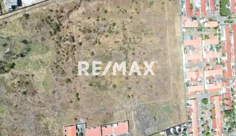 Terreno de 49.544 mt² estratégicamente ubicado.!