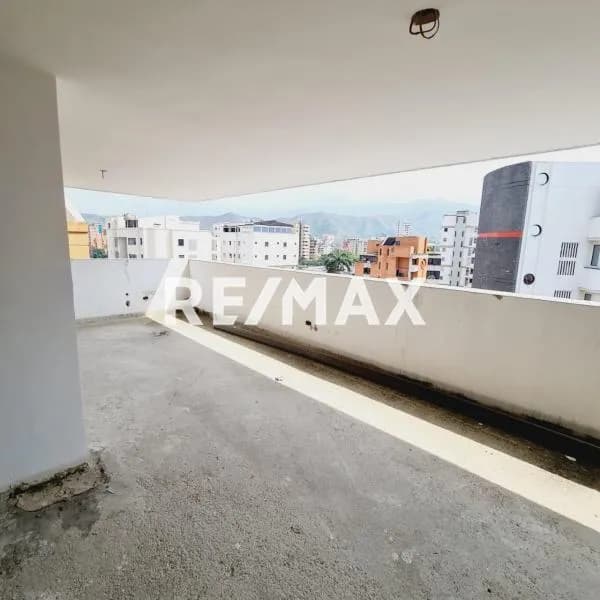 Penthouse en venta Urb. El bosque