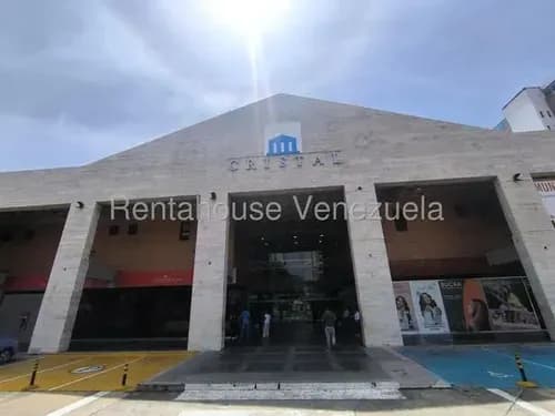 Local Comercial En Venta Cc. Cristal Naguanagua Lr Carabobo Excelente Oportunidad De Invertir Ubicado En Planta Baja