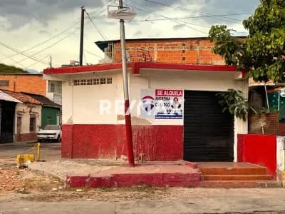 IMPULSA TU NEGOCIO EN LA AV CONSTITUCION