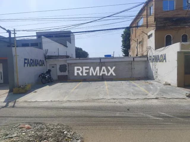 Local en la Victoria Doble Via