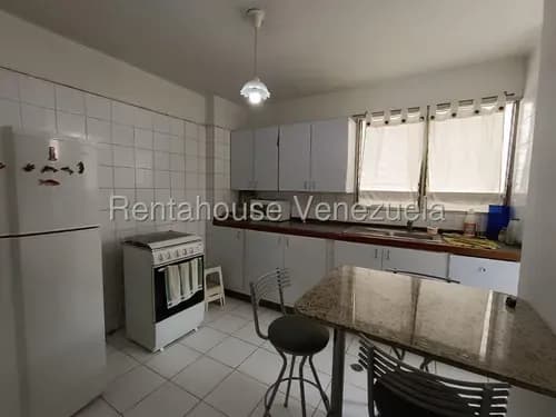 Oportunidad De Alquiler En La Granja! Un Hogar Ideal Para Vivir, Excelente Ubicación En La Zona De Naguanagua, Fácil Acceso,