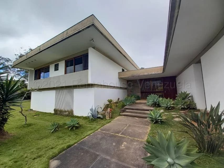 Casa (Multipes Niveles) en Venta en La Lagunita Country Club, Distrito Metropolitano