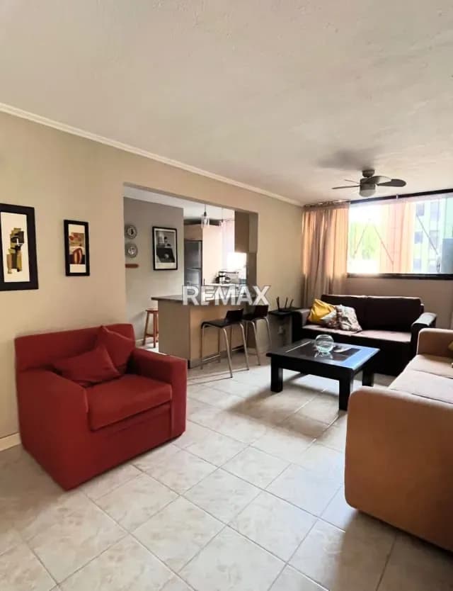 Venta apartamento en urb Narayola