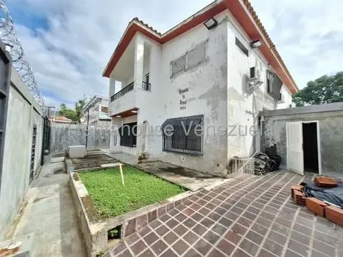 Rosa Espinoza Alquila Casa Comercial Con Ubicación Clave: Donde La Demanda Y Tu Oferta Finalmente Se Encuentran. 26-3019 Mar25