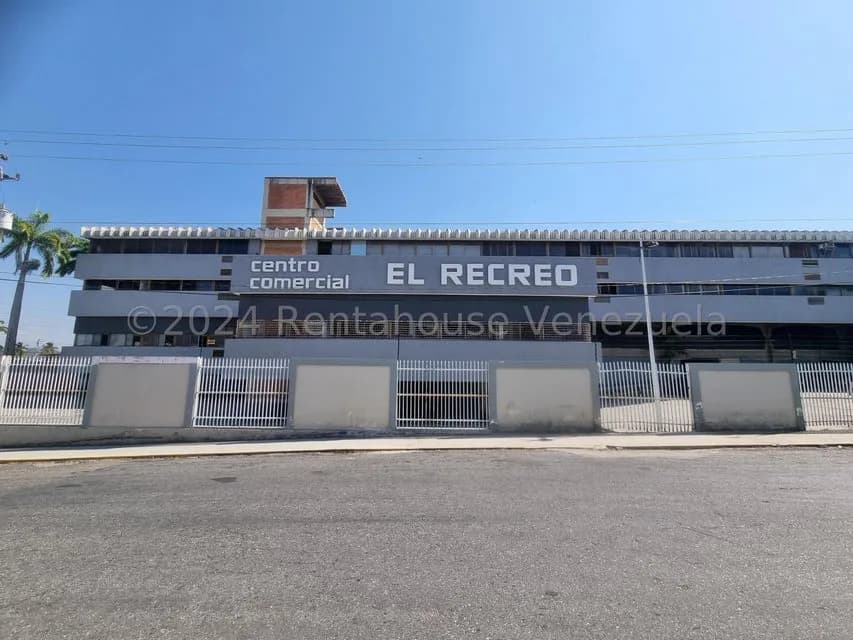 Comercial (Local Comercial) en Venta en Centro, Lara