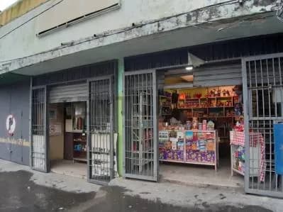 En Venta Galpón en Catia. Gato Negro