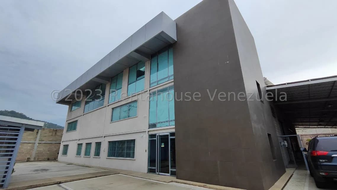 Comercial (Galpon - Deposito) en Alquiler en La Providencia, Aragua