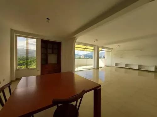 Michelle Vende Penthouse Res Magnolia Plaza Ma-r /126