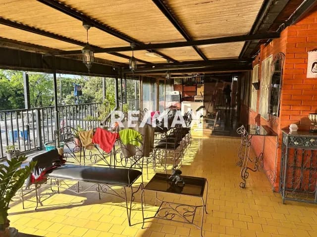 VENDO APTO. PH EN PLENO CENTRO ACARIGUA
