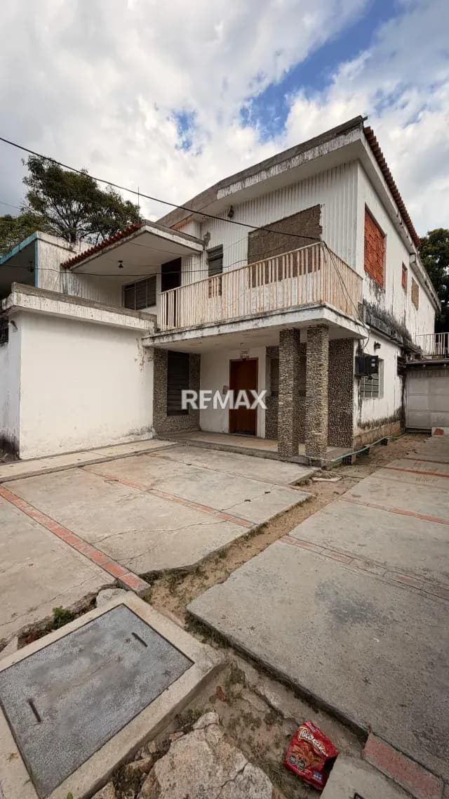 Casa en venta - $150k