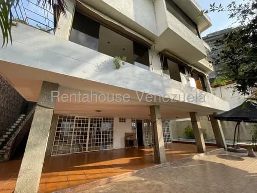 Ad Amplia Casa En Venta En Colinas De Santa Monica #26-8625