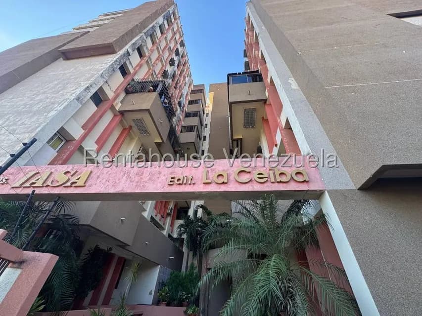 Apartamento (1 Nivel) en Alquiler en Intercomunal, Zulia
