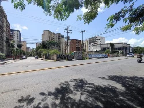 Terreno En Esquina De Alto Trafico En San Isidro Proyecto Residencial Comercial En Venta Estef 25-6979