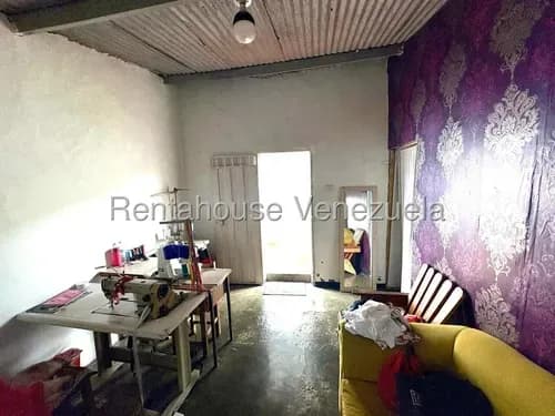 Terreno Comercial Y Residencial En Venta Centro - Este De Barquisimeto. Calle 14 As-en 25-23336