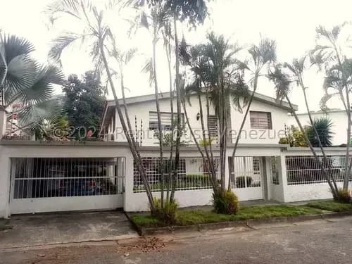 Casa En Venta Ubicación Trigal Centro Valencia Carabobo Cod 24-18272