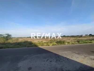 Terreno en venta en Puerta Maraven, Cardón, Carirubana, Falcón, VEN - $80k
