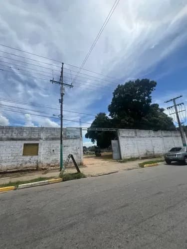 Terreno Mercado Mayorista Valencia Sur Jc-lp