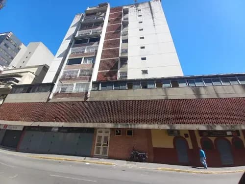 Apartamento En Alquiler, La Candelaria- Caracas, 73m2/ Gc
