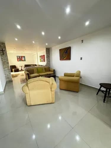 Gl Casa En Las Quintas De Naguanagua (clientes )