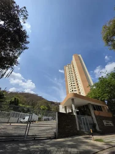 Apartamento En Alquiler En El Parral Res Cronus Country Club