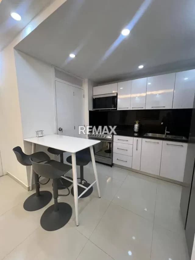 Apartamento Edificio Polutri. Urbanización Irama