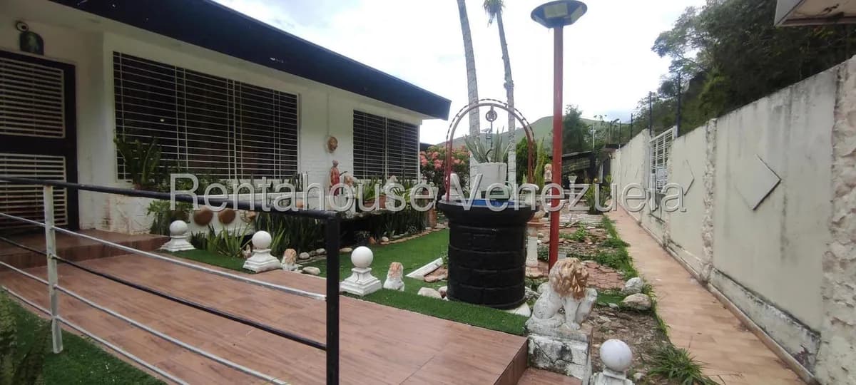 Casa (Duplex) en Venta en Los Anaucos, Miranda