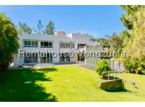 #25-9582 Bella Casa Moderna, En La Lagunita Country Club