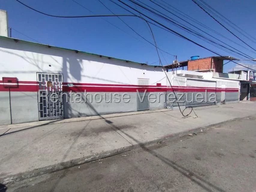 Comercial (Local Comercial) en Venta en Centro, Lara