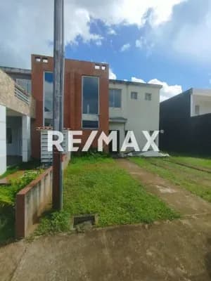 Se Vende Townhouse en Villa Victoria, Maturin, Estado Monagas